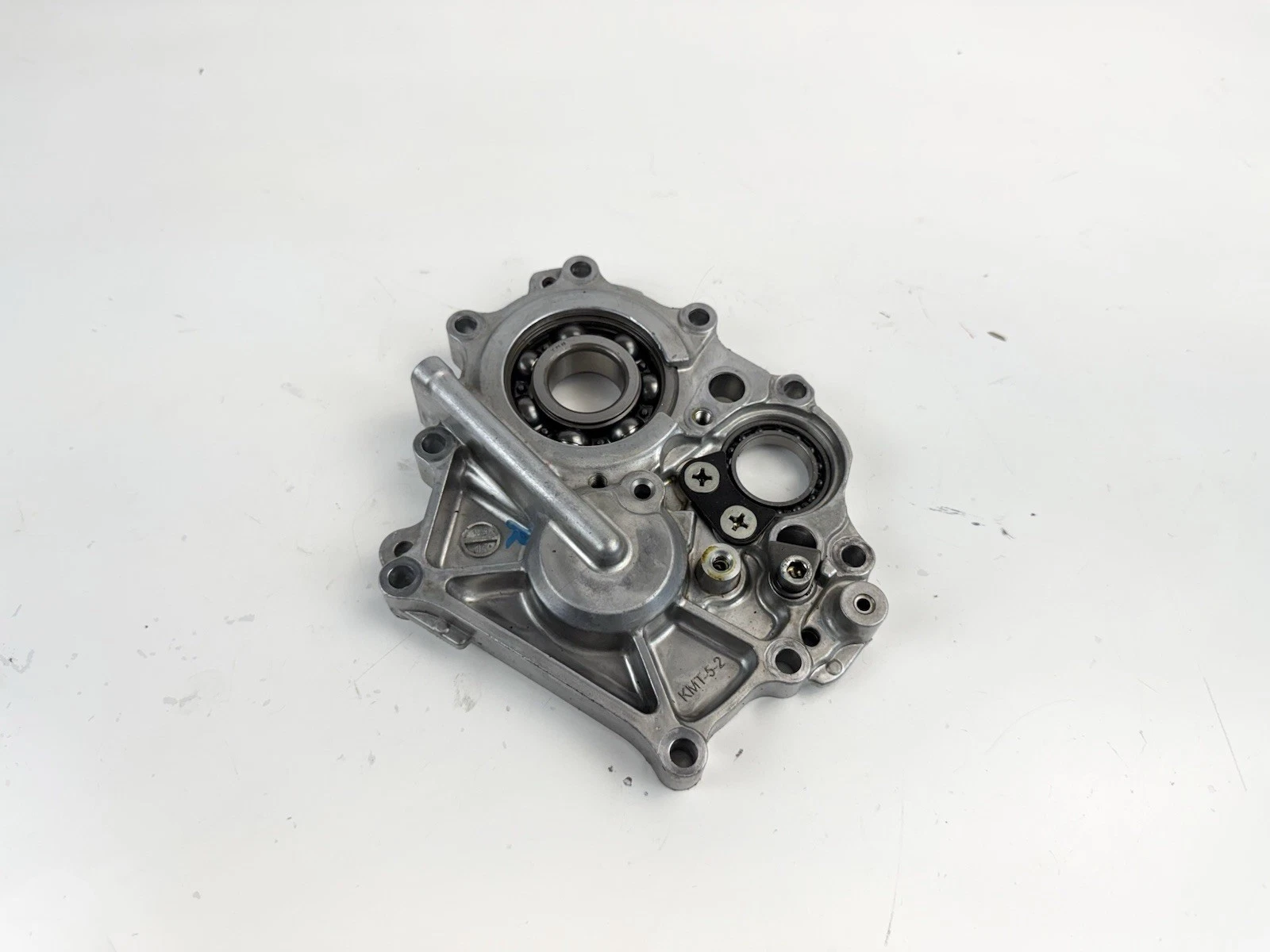 ✅ 2021 Kawasaki Ninja 650 EX 650 Transmission Gear Case Cover Tranny Cover OEM