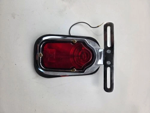 OEM Tail light tombstone Harley Davidson Softail Deluxe Rocker Night train 05...
