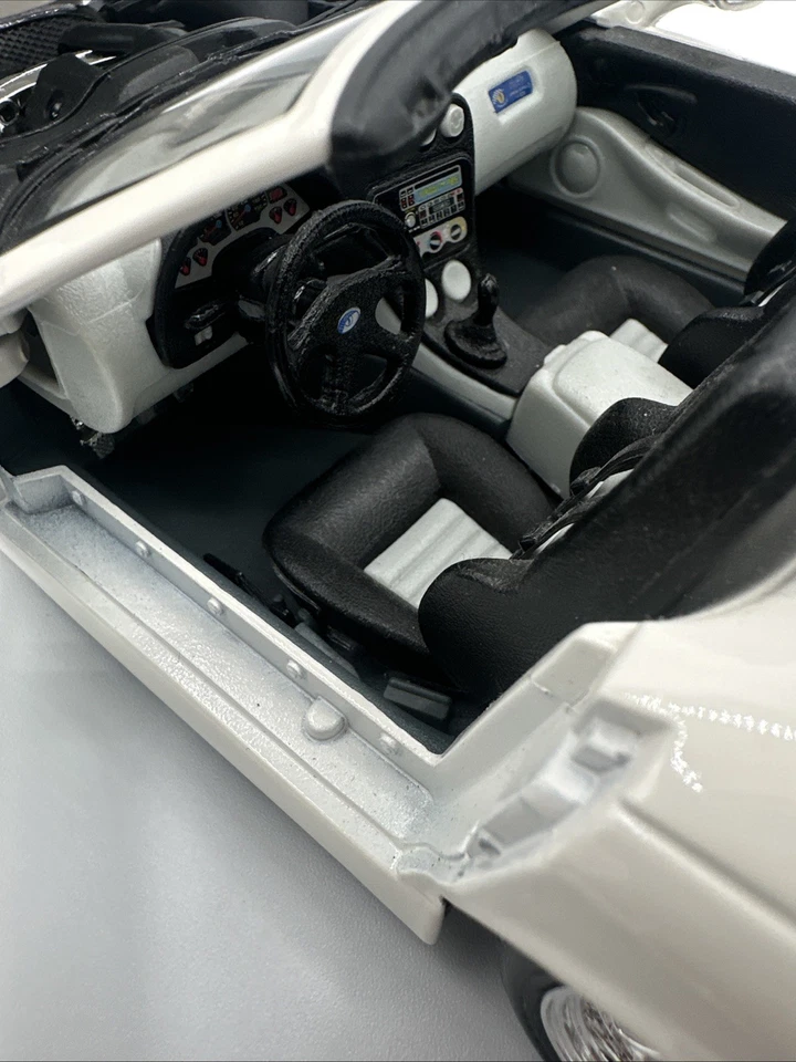 Shelby Serie 1 1999 convertible Maisto edición especial escala 1:18 coche diecast Foto 4 de 4