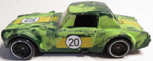 2016 HOT WHEELS #20 DATSUN FAIRLADY 2000 GREEN 1:64 DIECAST 2 5/8" CAR W/ YELLOW - Picture 2 of 15