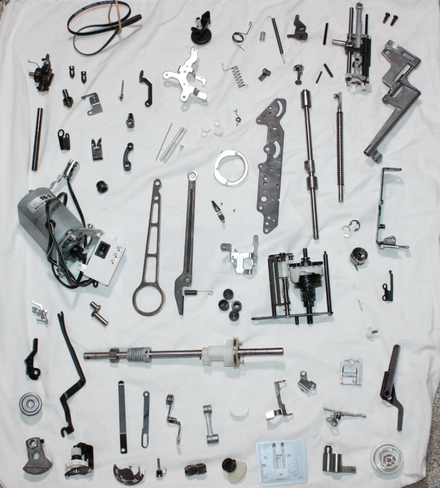 kENMORE SEWING MACHINE Model 385.15343600 "REPLACEMENT PARTS" MULTIPLE