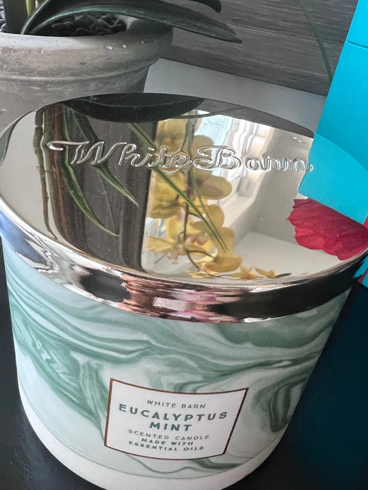 BBW EUCALYPTUS MINT Candle Bath And Body Works - Image 3 of 4