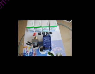 Telemecanique XUZ-C24 Reflector Photoelectric Sensor 