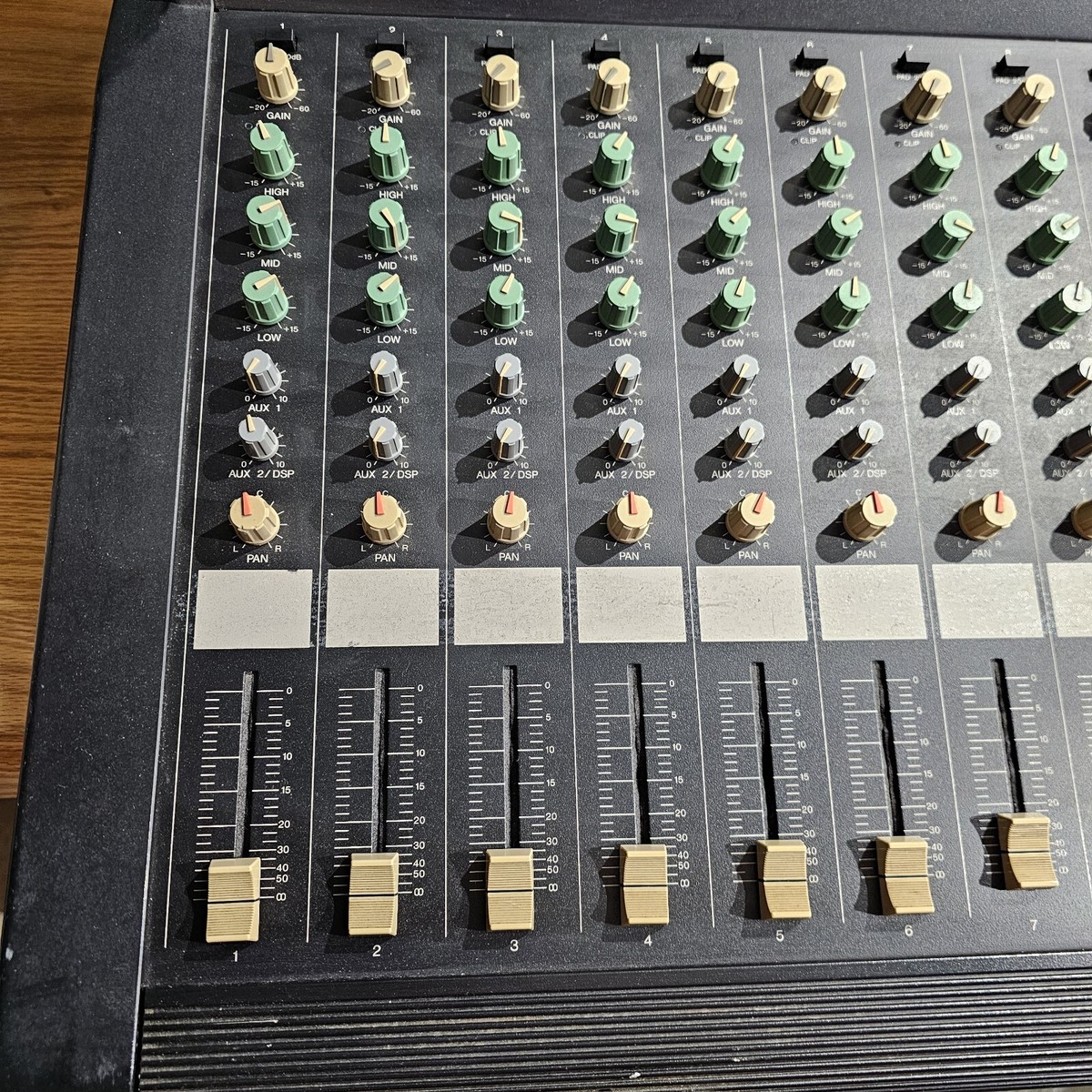 Yamaha Powered Mixer Model EMX2300 - Made in Japan - AS-IS