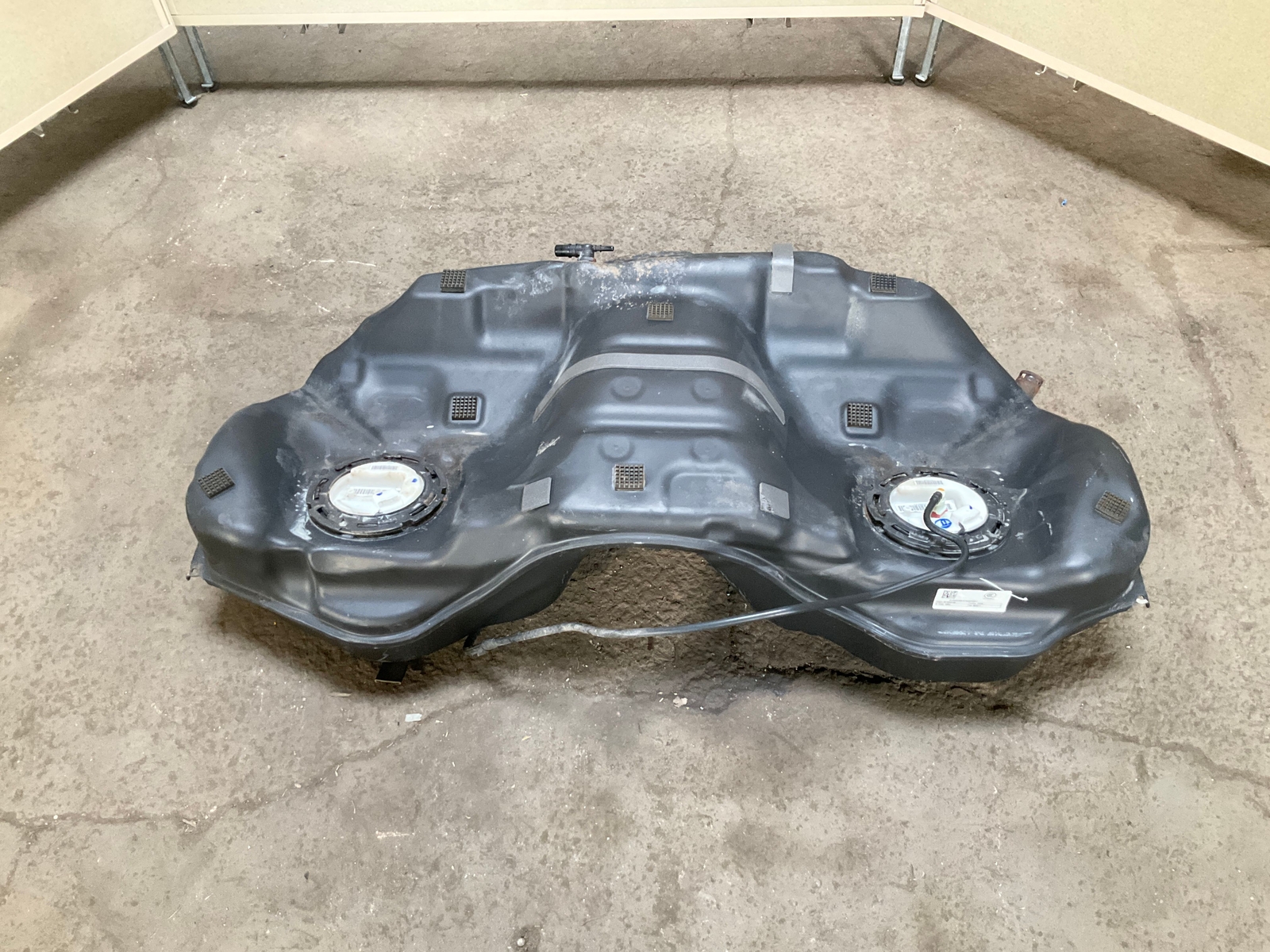 17-20 MASERATI Levante 3.0L Fuel Gas Tank Reservoir OEM