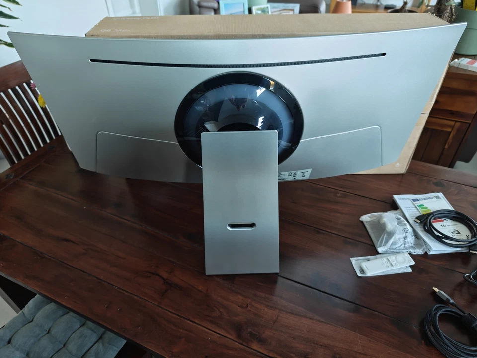 34" Samsung Odyssey OLED G8 (G85SD) WQHD 175Hz Gaming Monitor 0,03ms - Bild 3 von 4