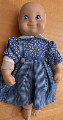 Smoby Toys - Puppe Baby mit Kleid - Kuss-Geräusch / kiss sound - Softkörperpuppe