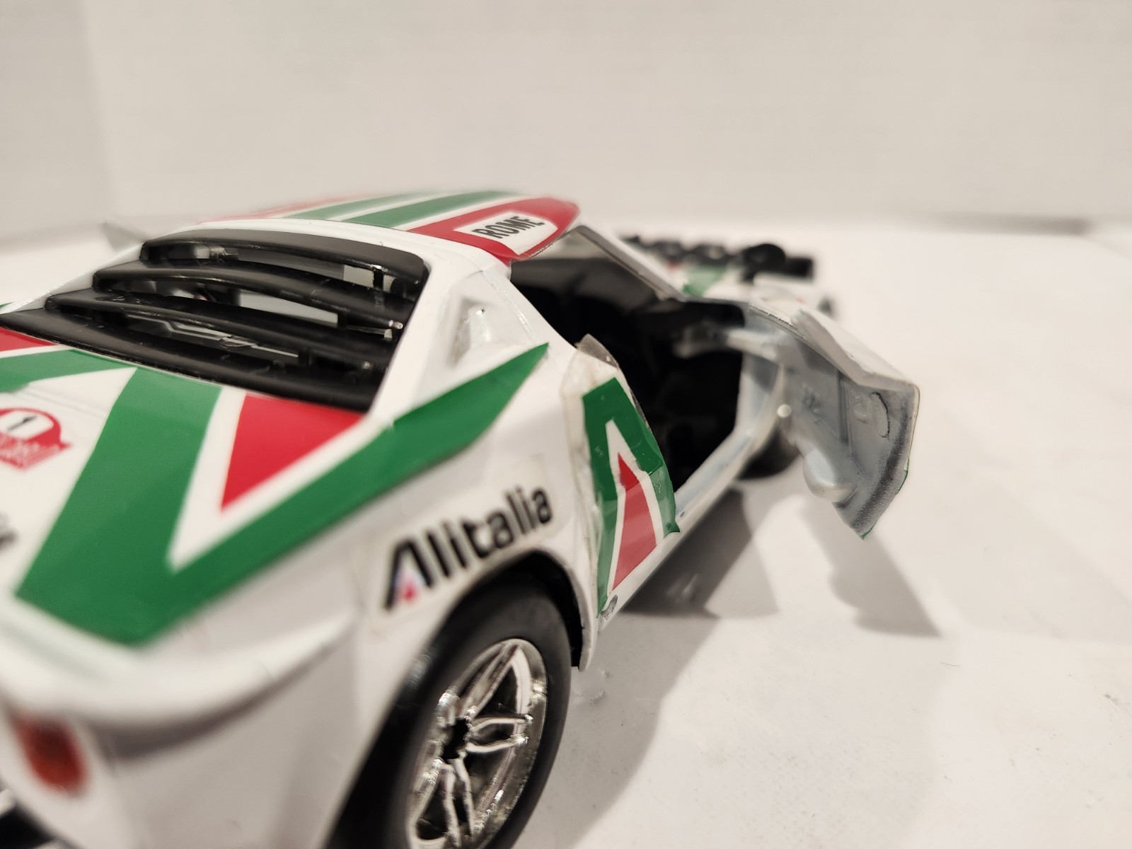 Lancia Stratos Rally  Monte Carlo 1977  Alitalia Number 1 1/43 Die Cast Model