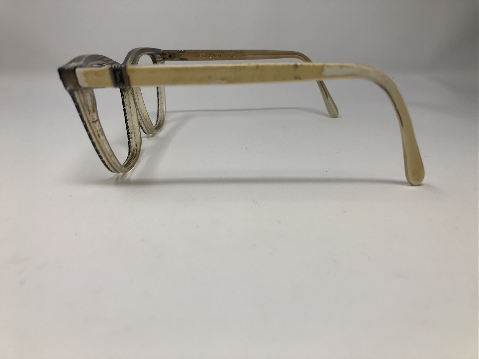 Occhiali da sole Yves Saint Laurent montatura HYRTIOS 60 12 321 beige cerchio completo 644