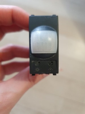 VIMAR EIKON - 230V Relay IR Switch