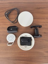 Insta360 GO 3S 4K Action Camera 128GB Midnight Black Standard Edition Wearable