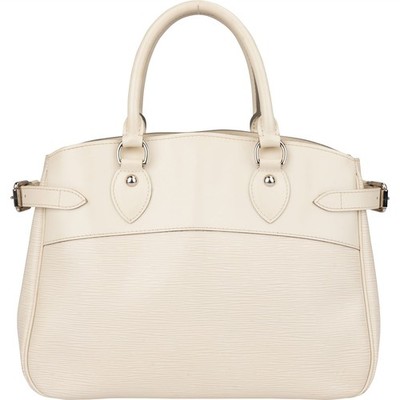 Louis Vuitton Blanc Epi Leather Passy Handbag Tasche