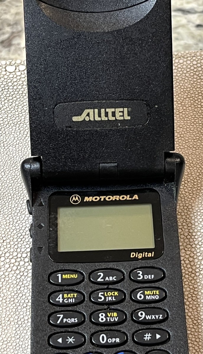 Rare Collectors Motorola StarTAC Flip Cell StarTac Phone Digital