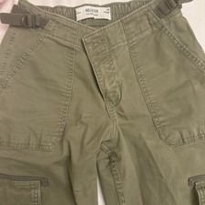 Hollister  Green Low Rise Cargo Pants  24-25