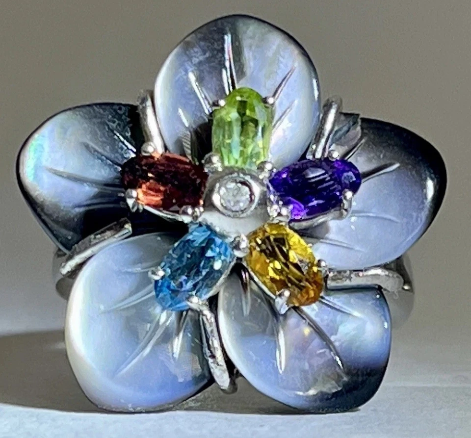 Anillo de flores de diamantes blancos y piedras preciosas multicolores de 4,0 quilates talla 7 Foto 3 de 4