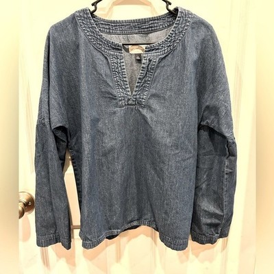 Universal Thread Womens Medium Blue Denim Cotton Split V-Neck Long Sleeve Blouse