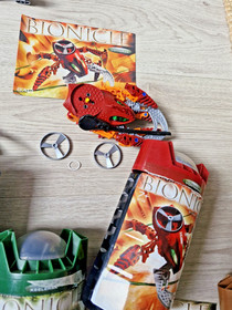 LEGO Bionicle Visorak Plus Takadox And Carapar Reserved Collection