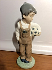 Nao "Pronto a giocare " Statuetta in porcellana Nao by Llandro