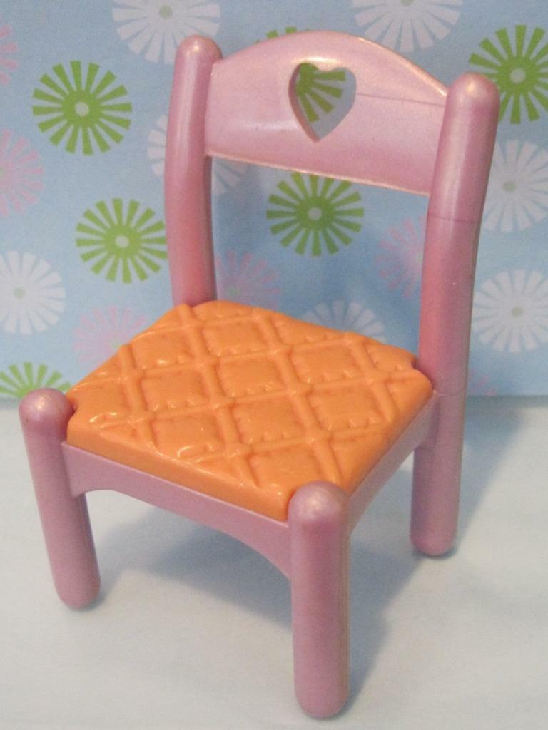 Fisher Price Dream CASTLE Loving Family Dollhouse Dining Table