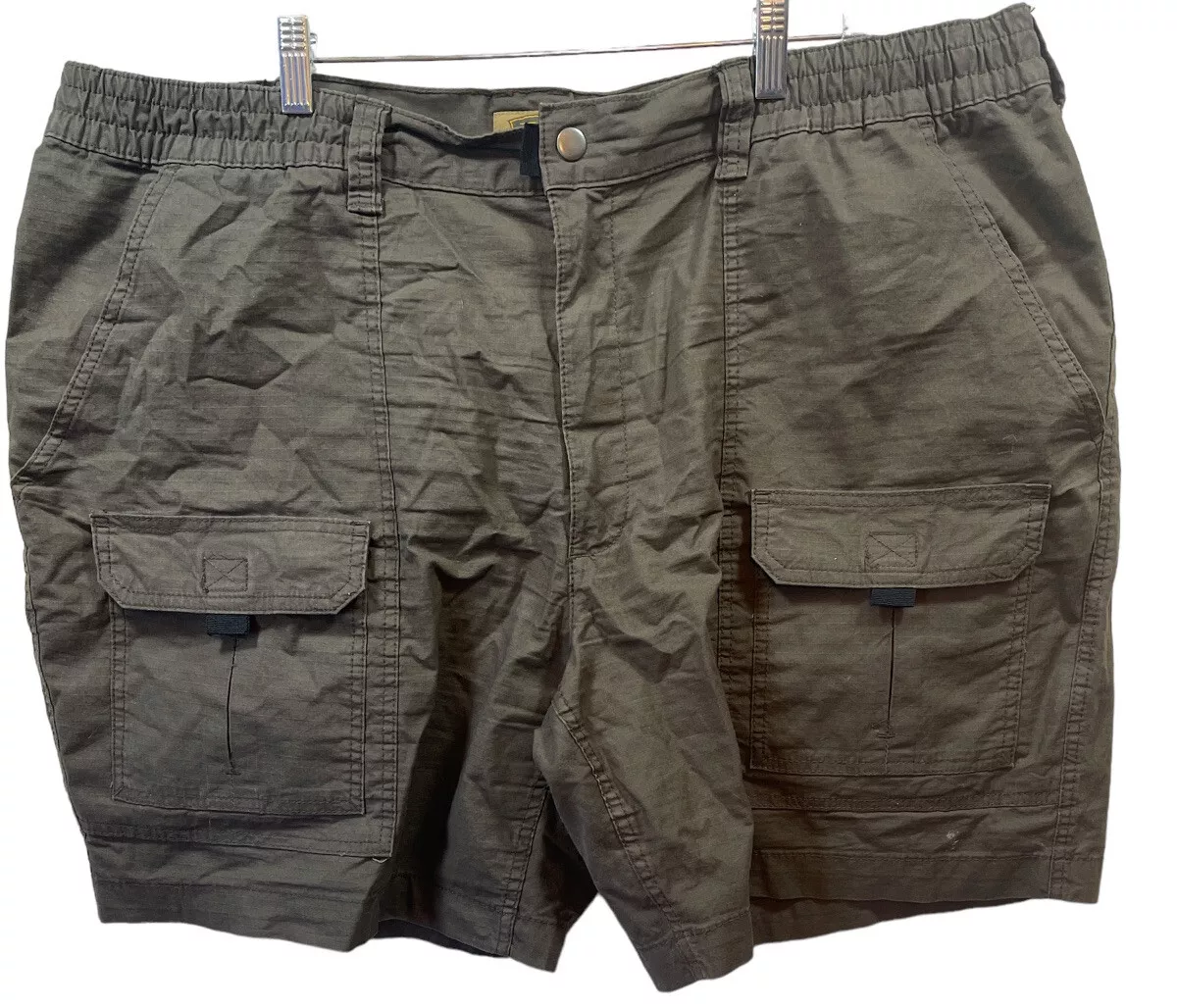 Foundry hotsell cargo shorts