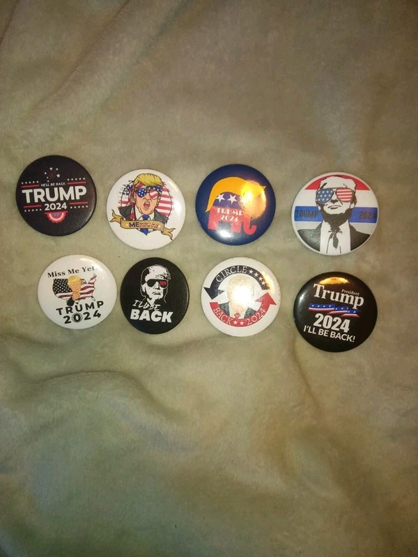 (8)  Trump 2024 Buttons/Pins