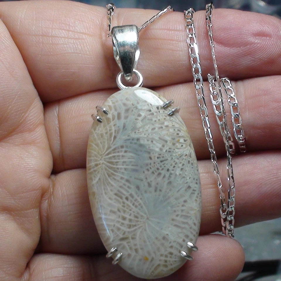 ¡GRANDE! ¡HERMOSO! COLGANTE CORAL FÓSIL NATURAL 45,05 ct PLATA DE LEY 925. Foto 4 de 4