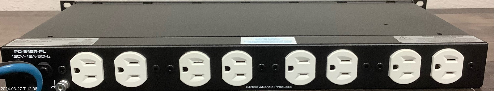 Middle Atlantic Products PD-815R-PL RACKMOUNT POWER CENTER