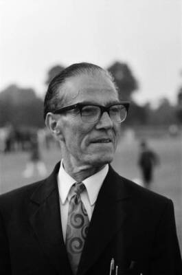 Harry Batt manager England independent football team Thursday 9th - Old Photo 1