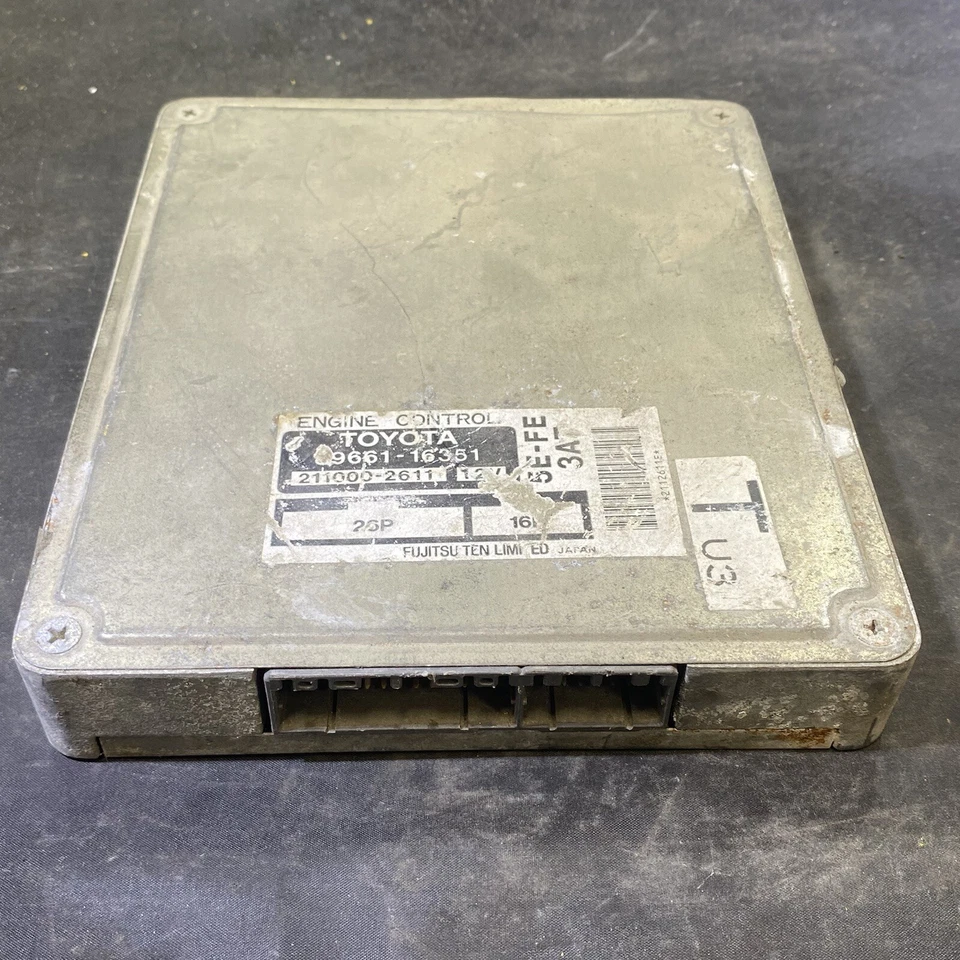 Toyota Tercel 1995-1996 OEM (89661-16351 5E-FE 3AT) USADO ECU Foto 2 de 3