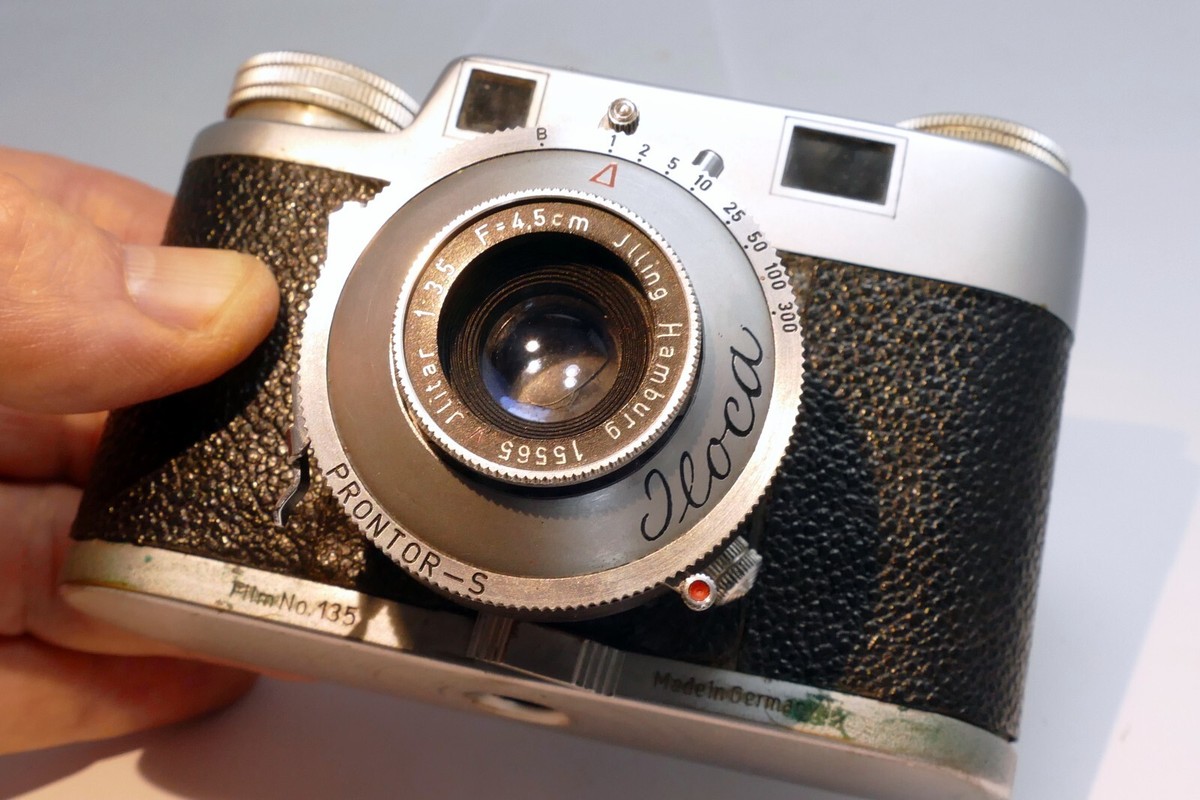 Iloca I Rangefinder Camera with V JLitar f3.5 4.5cm lens Prontor S