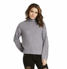 Women's Crewneck Detail Pullover Sweater - Universal Thread - Gray Size Small