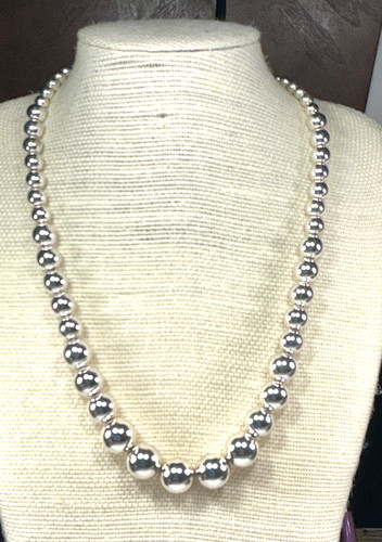 Monet Necklace Silver Tone Graduated Shiny Metal Beaded Choker Lot 83B