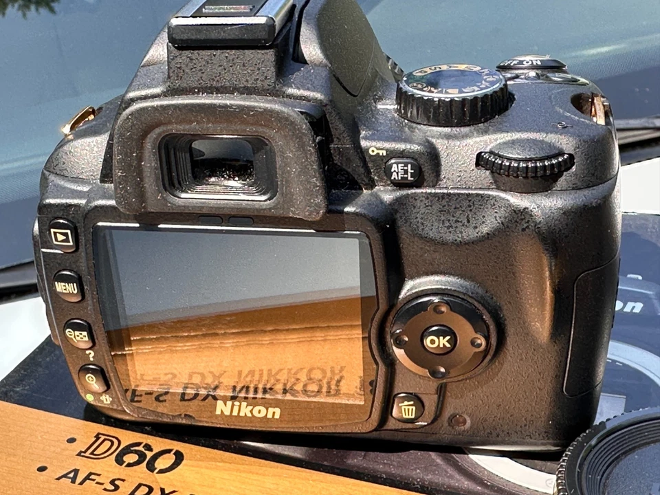 Nikon D60 DSLR IOB, 18-55mm VR Kit & Accs. + Nikon AF 50mm - Image 4 of 4