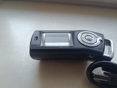 iRiver T 10 Black (2 GB) Digital MP3 Media Player Extremely RARE