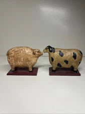 Primitive/Farmhouse Style 3 1/2" Resin Pig And Cow Figurine collectibles