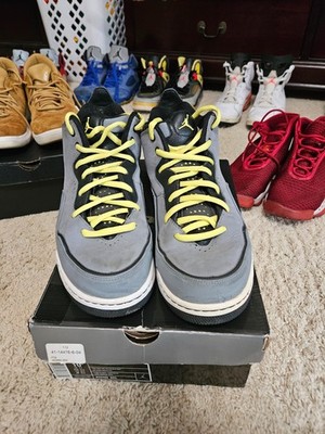 Air Jordan Courtside Cool Grey Sonic Yellow Size 10.5 with box