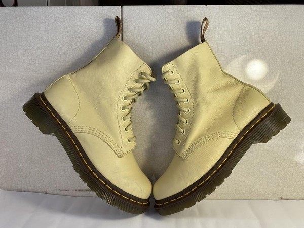 Women Dr. Martens Boots Yellow Leather 36