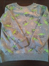 Star Wars gray long sleeve baby Yoda sweatshirt 5T