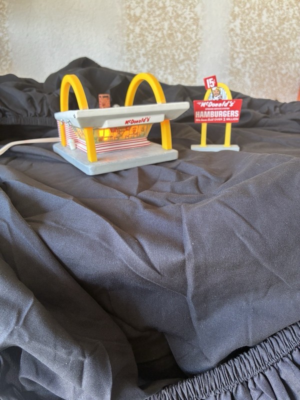 McDonald's Vintage 1950s Restaurant Building & Golden Arches Hamburgers Sign