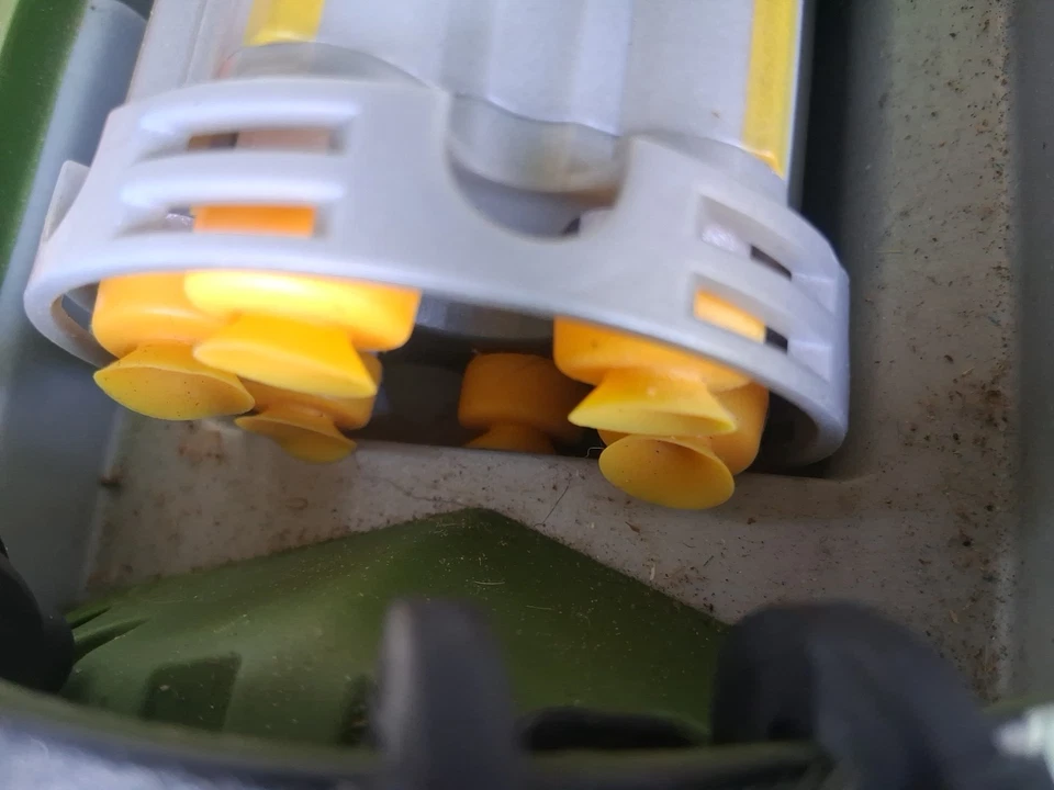 NOT WORKING Mattel Tyco RC Insect Robotic Attack Creature N.S.E.C.T. NSECT - Image 4 of 4