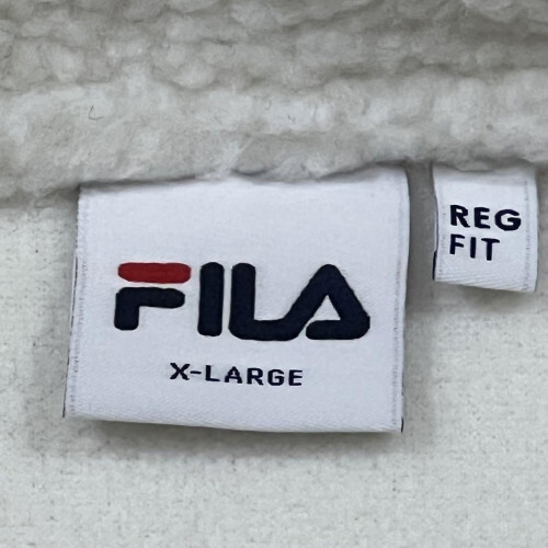 In good condition ⭐︎ BTS × FILA Popcon boa fleece jacket