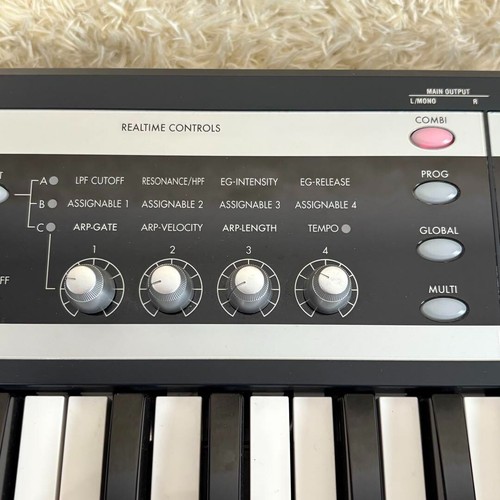 KORG X50 Synthesizer - Schöner Zustand, vollständig getestet mit Stromkabel &... - Bild 3 von 14