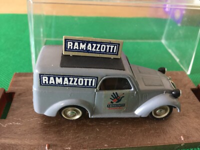 Brumm Serie Commerciale- r52 Ramazzotti - Fiat 500 1:43 Scale Diecast B359