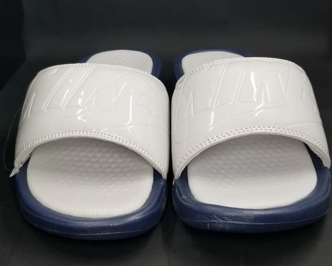 Slides Nike Benassi Wmns taglia 7 781616