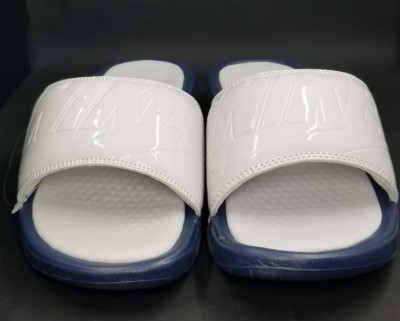 Nike Benassi Wmns Slides Size 7 781616