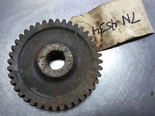 7N4534 CAT  GEAR - OIL PUMP DRIVE - INPUT-40 TEETH - GENUINE Caterpillar 7N-4534