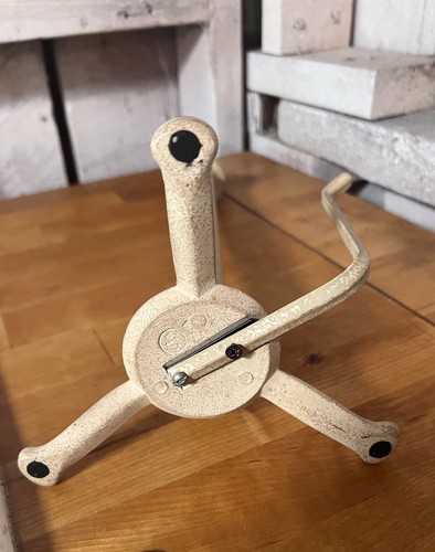 Artichoke Top Paper towel holder W/ Cast Iron Base - Picture 7 of 8