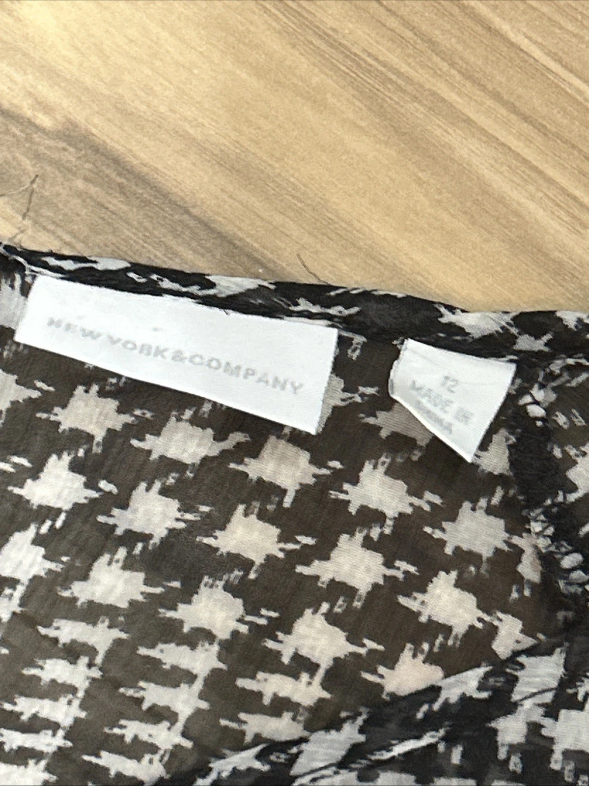 VETEMENTS Abito a tubino nero in maglia New York & Co taglia 12 semi velato giogo manica corta us intime ottimeioni