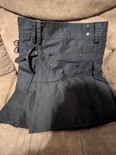 Utilikilts Pleated Kilt Adult 32 Cargo Pockets USA Larp Scottish