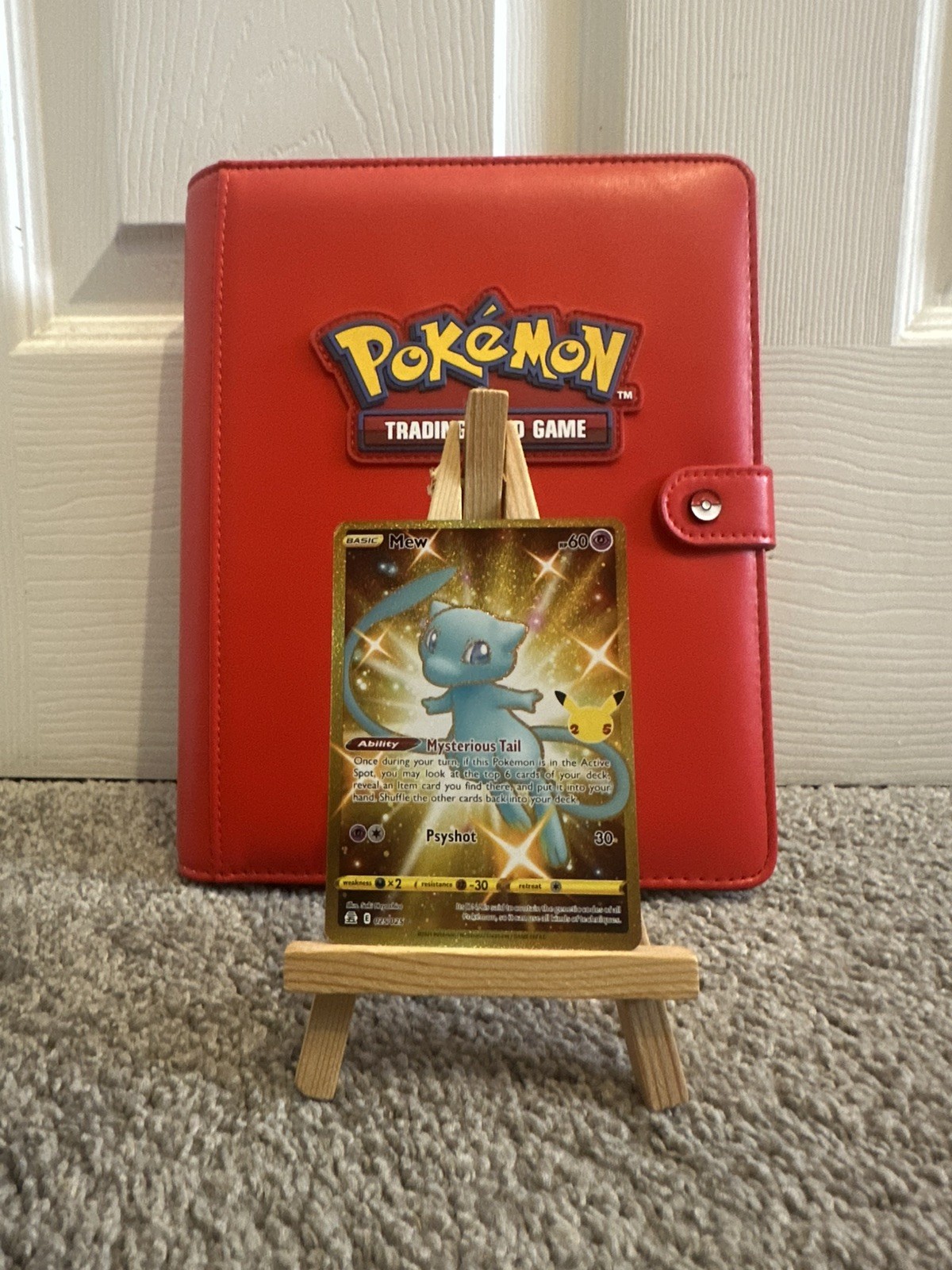 Pokemon TCG Mew 025/025 | Celebrations | NM | Gold Secret Rare